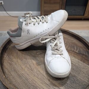 On Roger White and Gray Sneakers